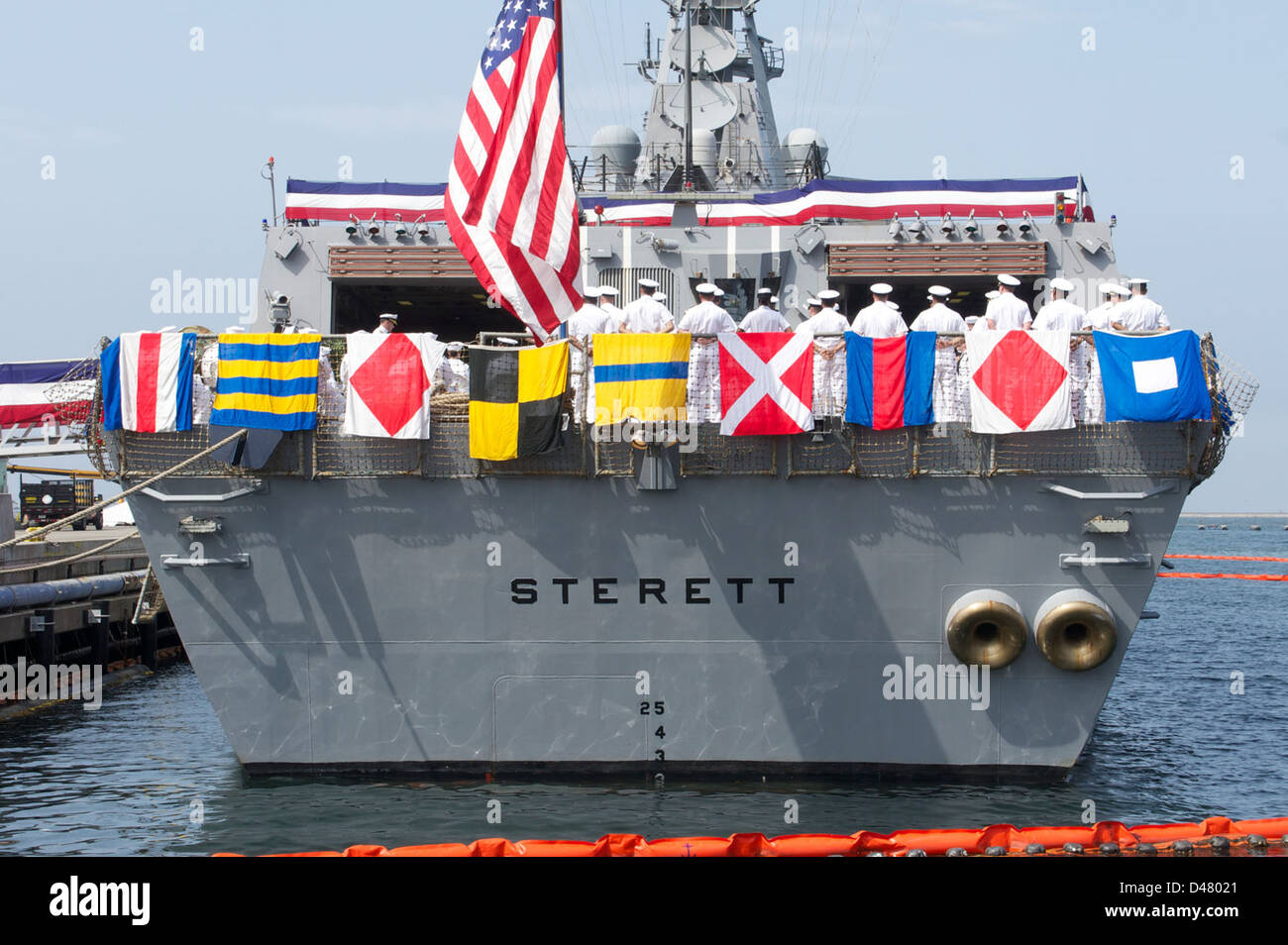 USS Sterett holds a change of command ceremony. Stock Photo