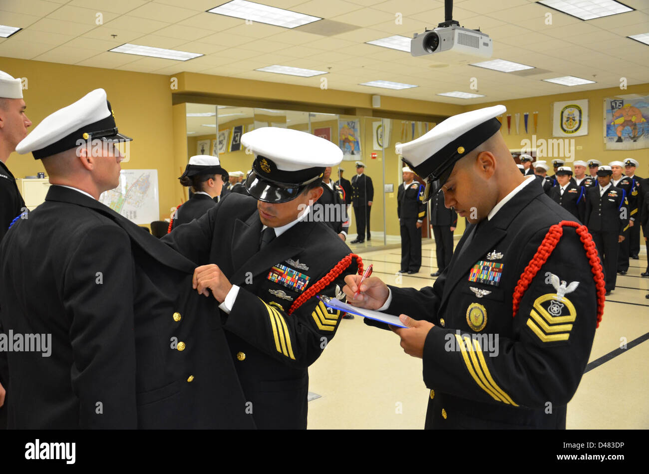 Recruit training command great lakes hi-res stock photography and ...