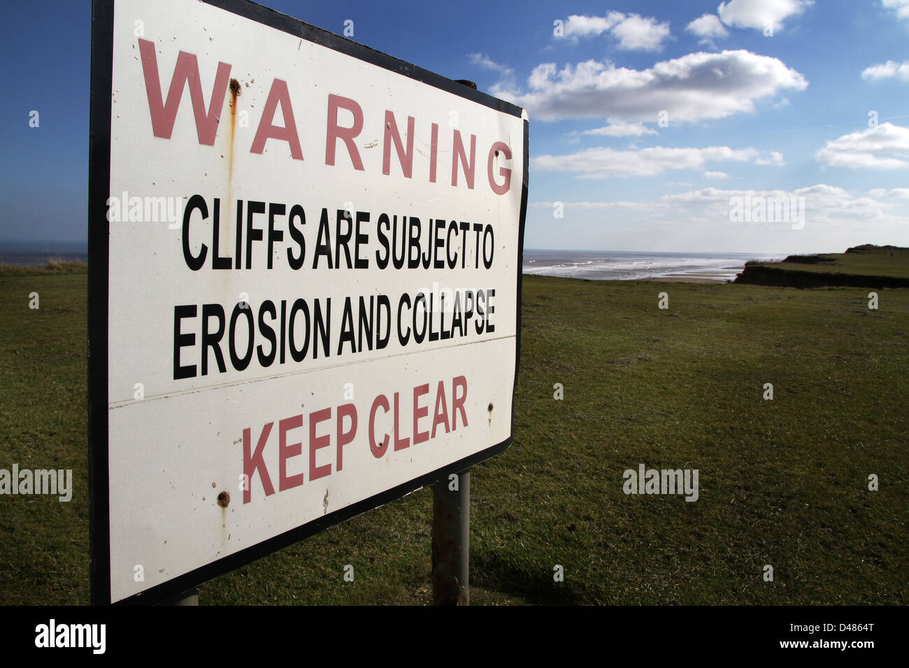 Dangerous cliffs warning notice. Stock Photo