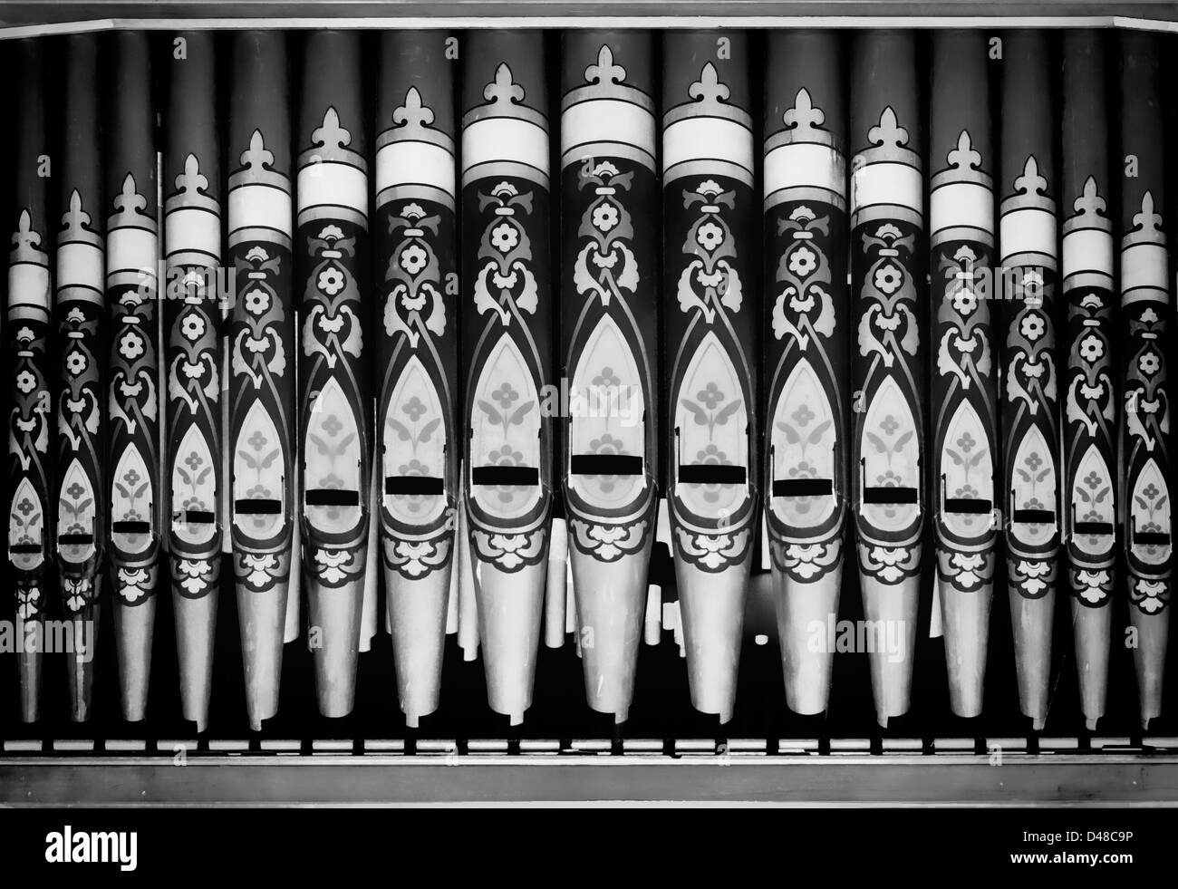 Pipe organ in Kingsclere Church Stock Photo Alamy