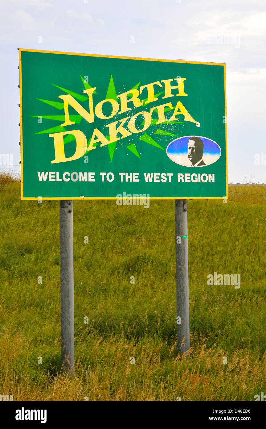 to North Dakota Sign Border ND US Stock Photo Alamy