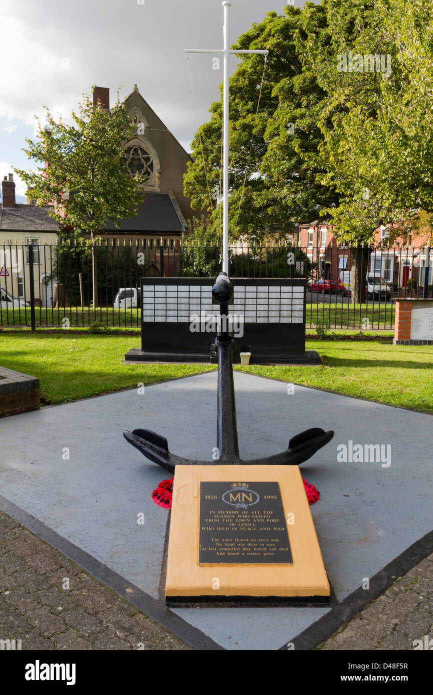 Mariners Monument, Hook Road, Goole, East Yorkshire, UK Stock Photo Alamy