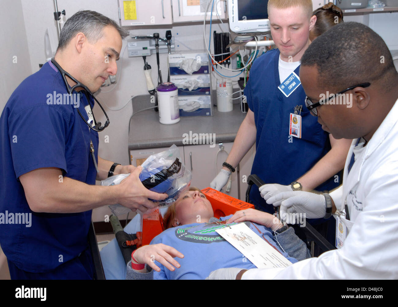 Simulated emergency response drill hi-res stock photography and images ...