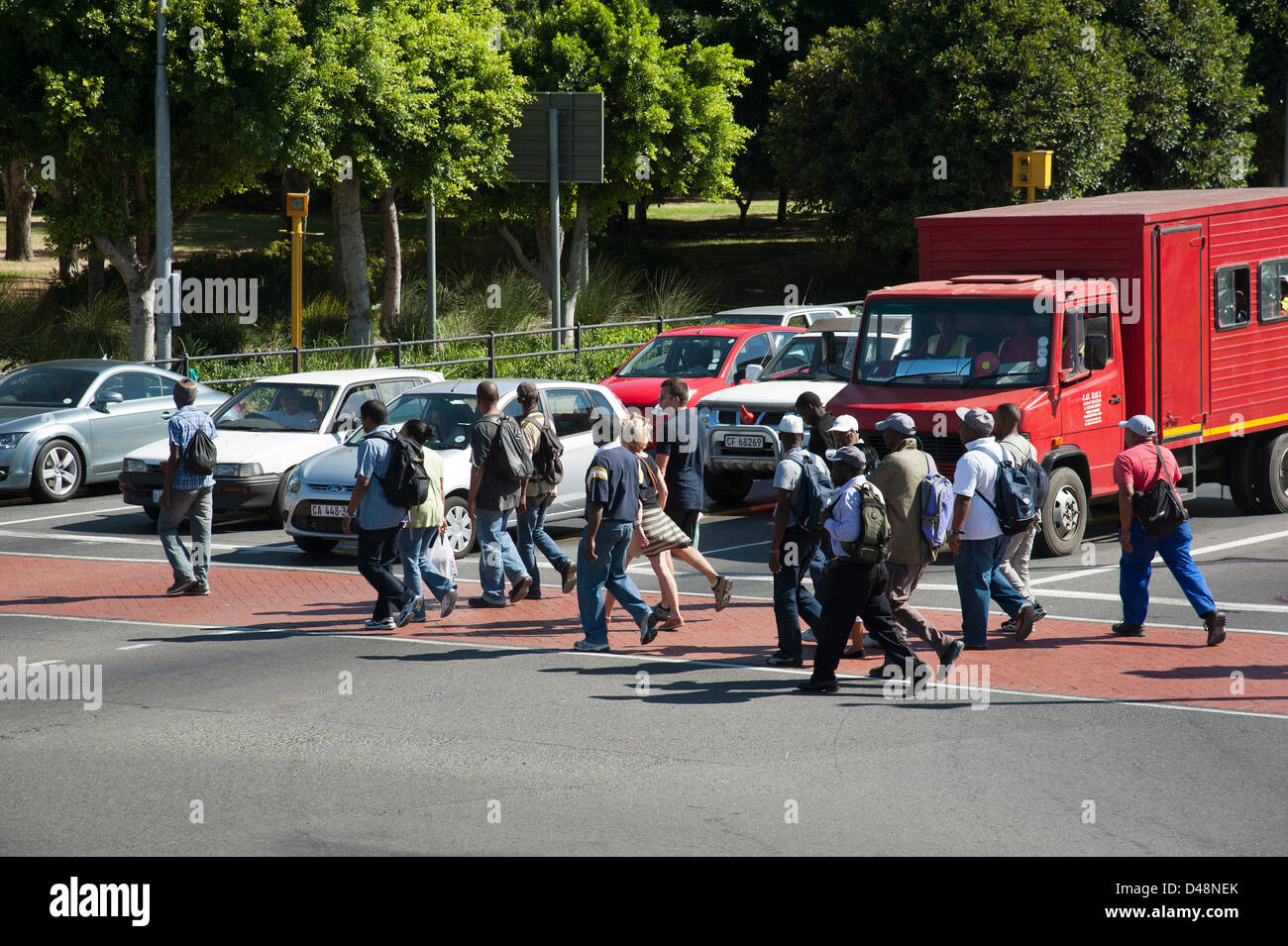 Pedestrians crossing a Cape Town street. South Africa Stock Photo - Alamy
