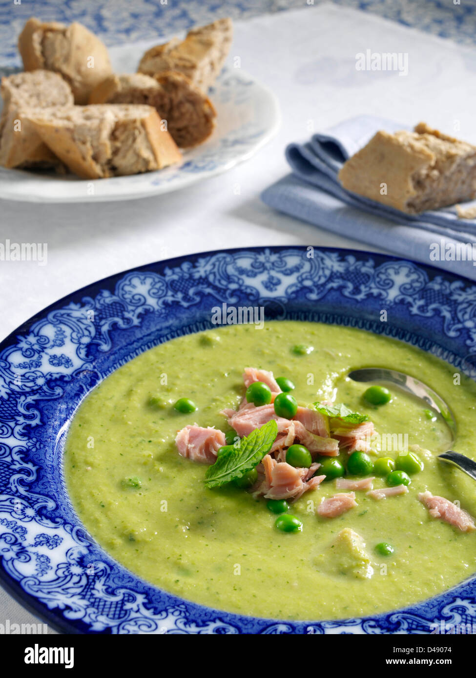 Pea and ham soup Stock Photo Alamy