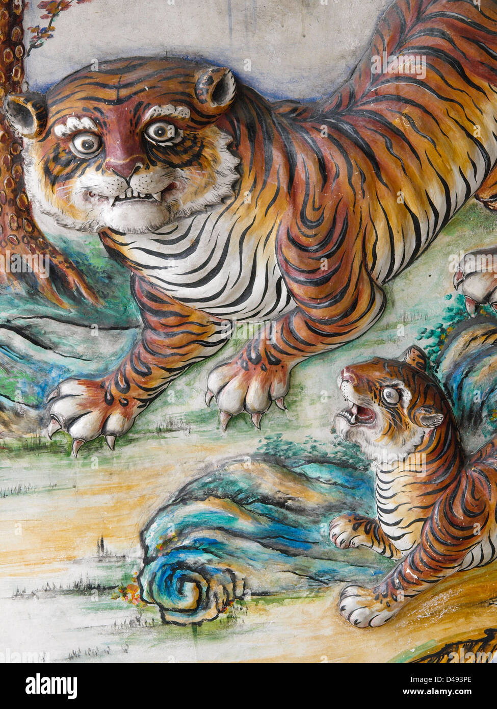 TIGER AND CUB RELIEF SCULPTURE, MELAKA MALAYSIA Stock Photo Alamy