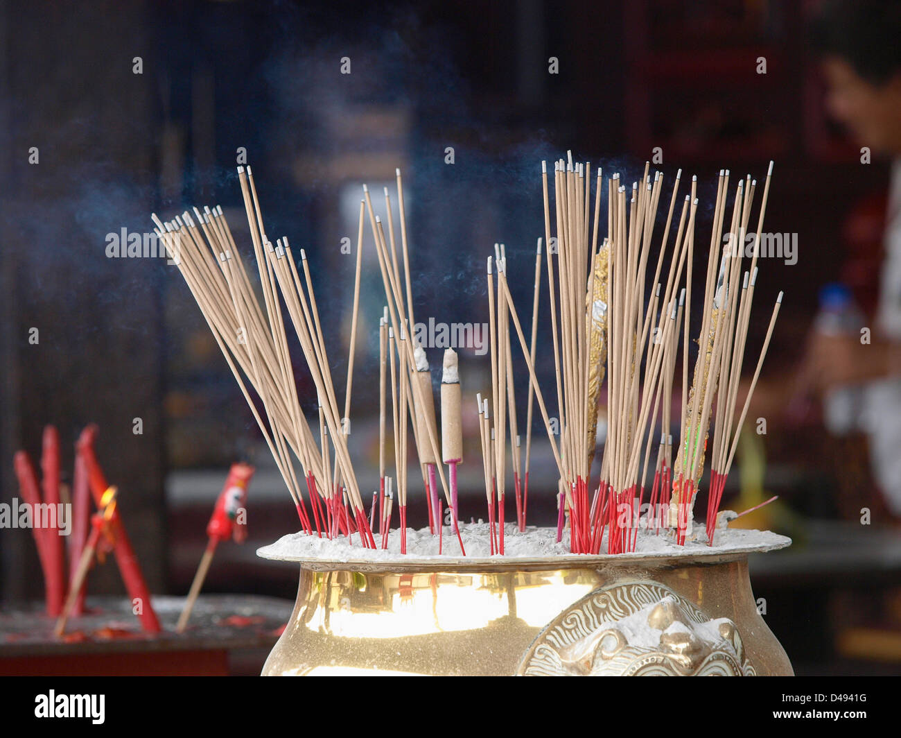 JOSS STICKS BURNING IN TEMPLE, MELAKA MALAYSIA Stock Photo Alamy