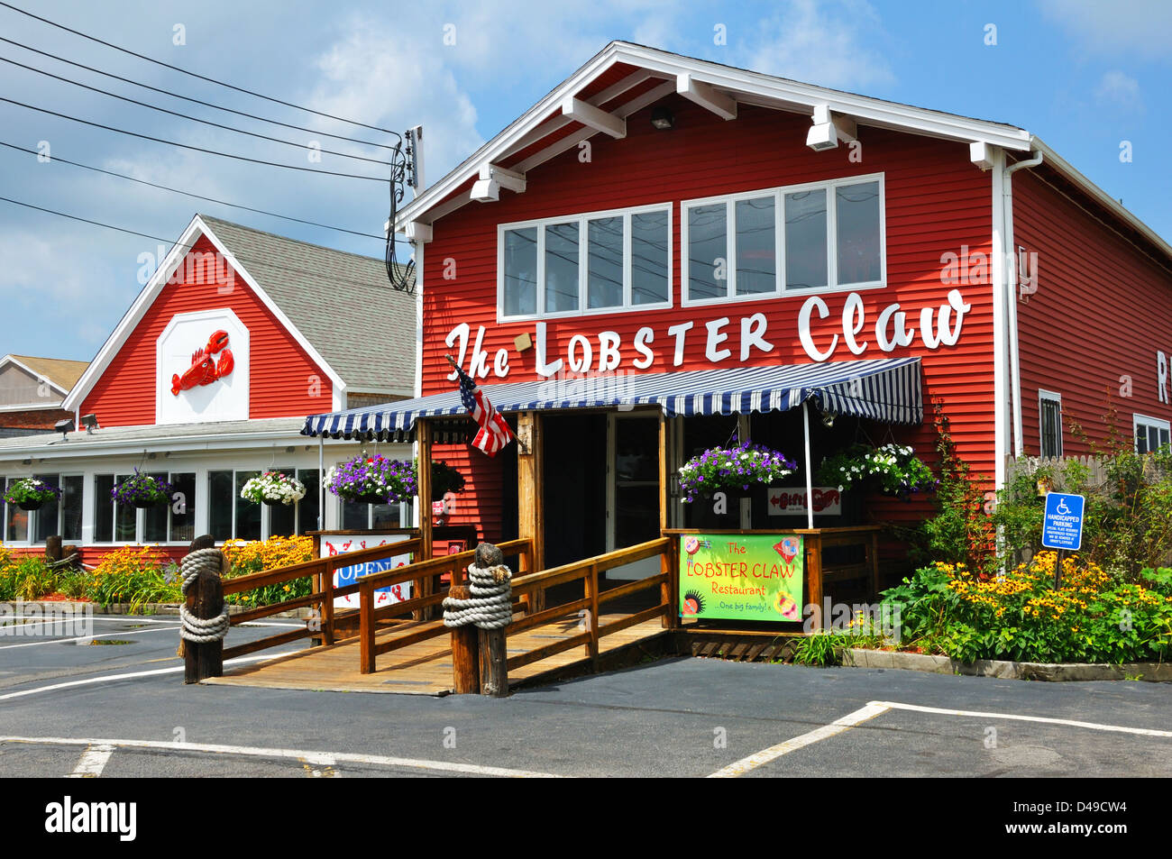 The Lobster Claw Seafood Restaurant, Orleans, Cape Cod, Massachusetts, USA  Stock Photo - Alamy