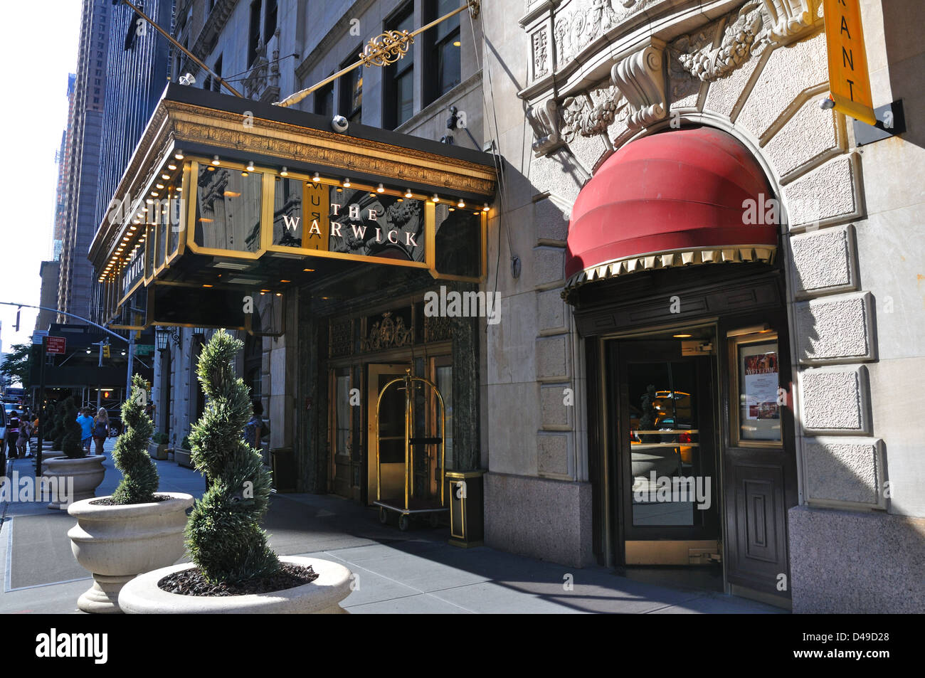 The Warwick Hotel, New York City, USA Stock Photo - Alamy