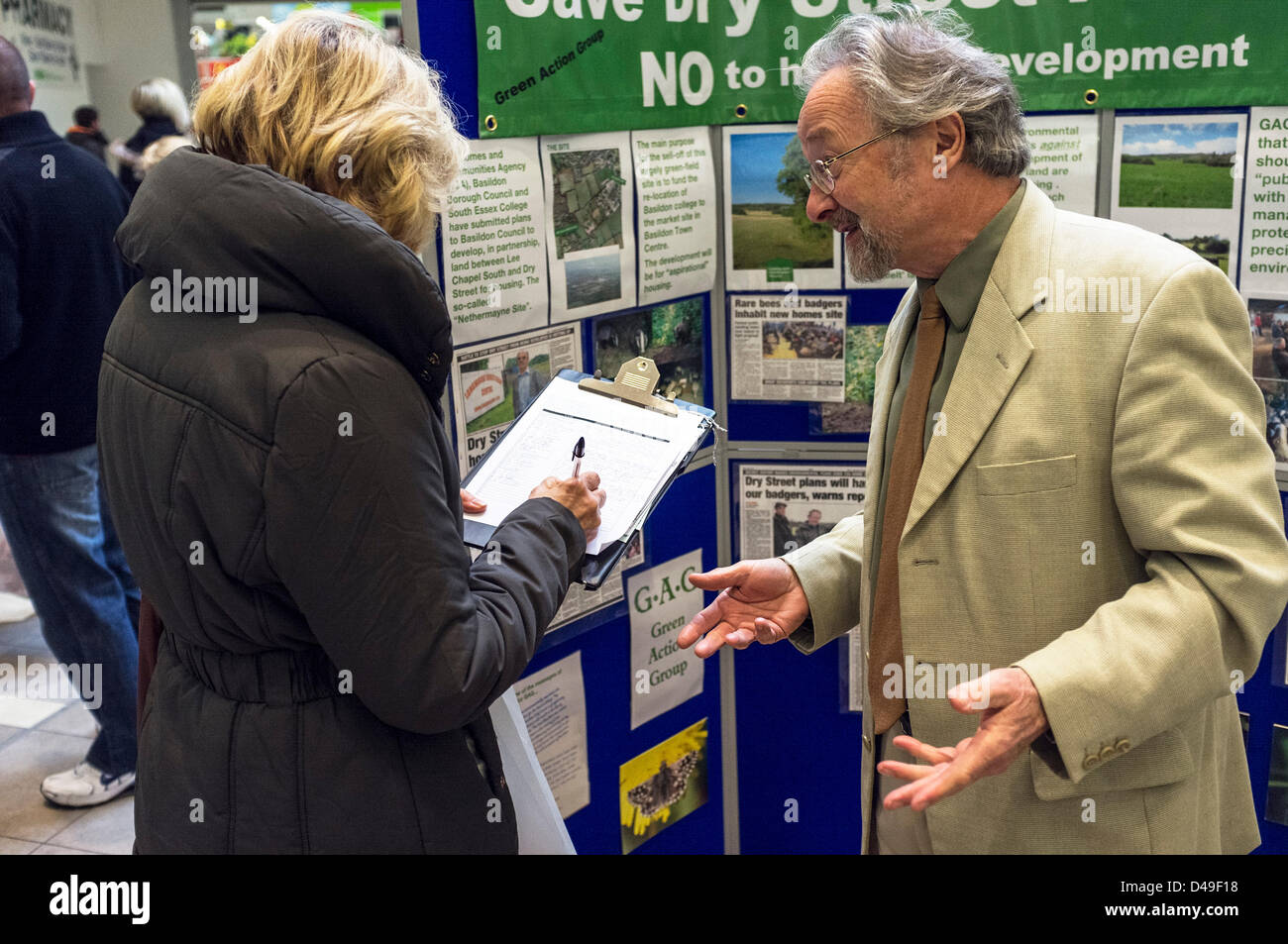 Eastgate Shopping Centre, Basildon, Essex, UK. 9th March 2013. A member ...