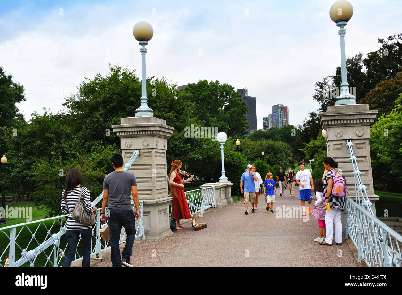 Street musician in Boston Common, Massachusetts, USA Stock Photo - Alamy