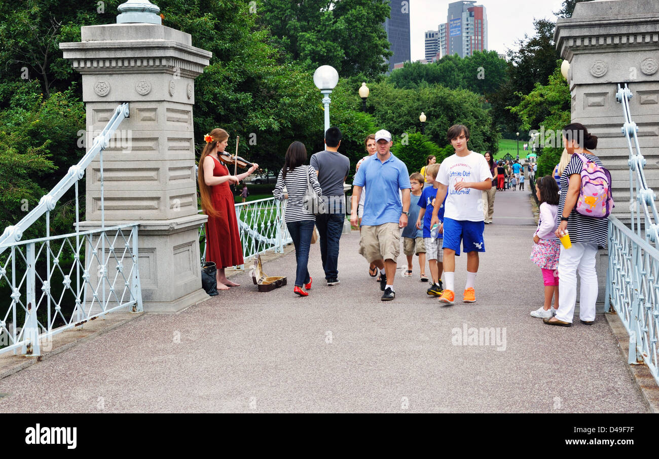 Street musician in Boston Common, Massachusetts, USA Stock Photo - Alamy