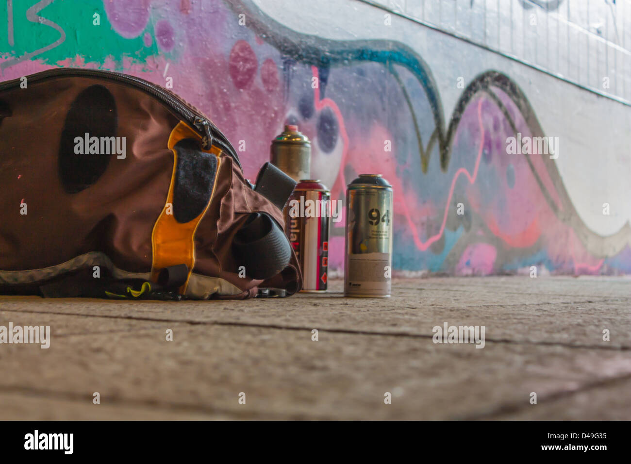 Spray can art hi-res stock photography and images - Alamy