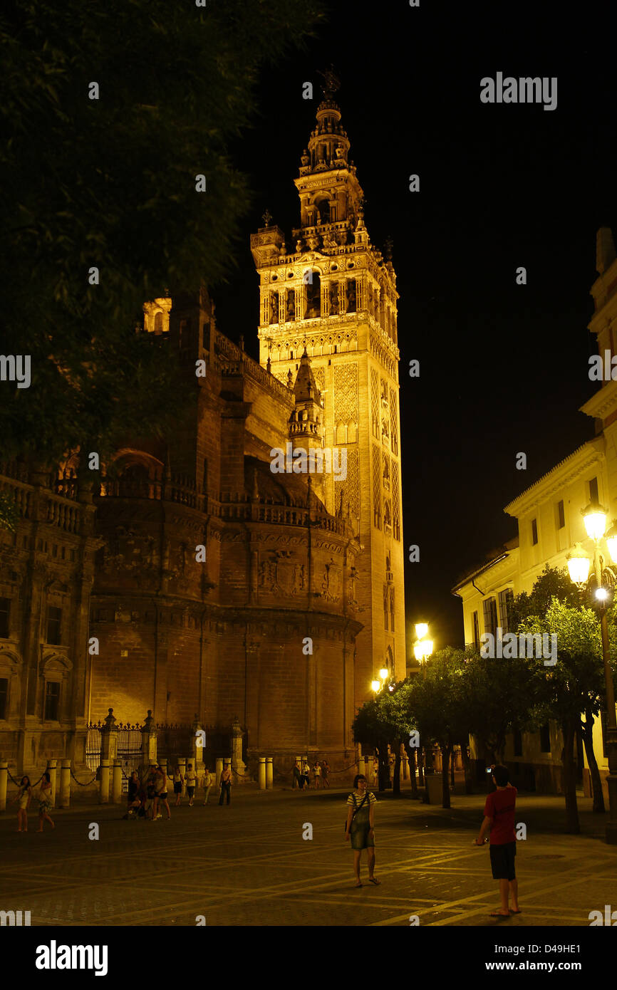 Seville cathedral illuminated night gothic hi-res stock photography and ...