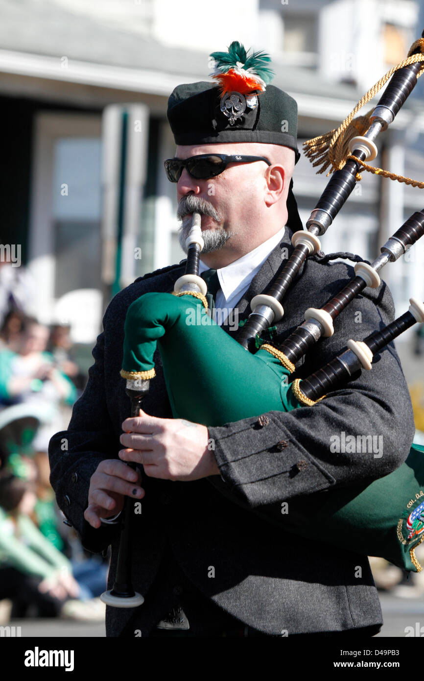 Bagpipe marching hires stock photography and images Alamy