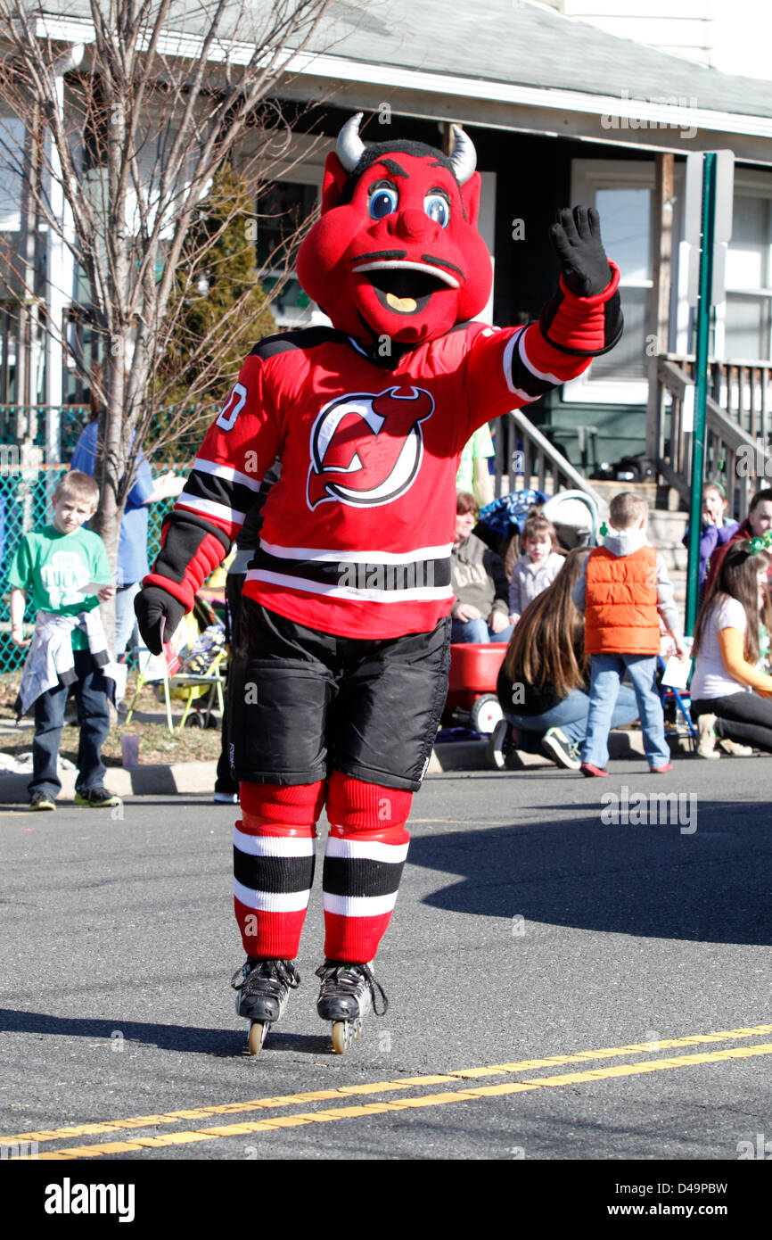 7,246 New Jersey Devils Red Team Stock Photos, High-Res Pictures