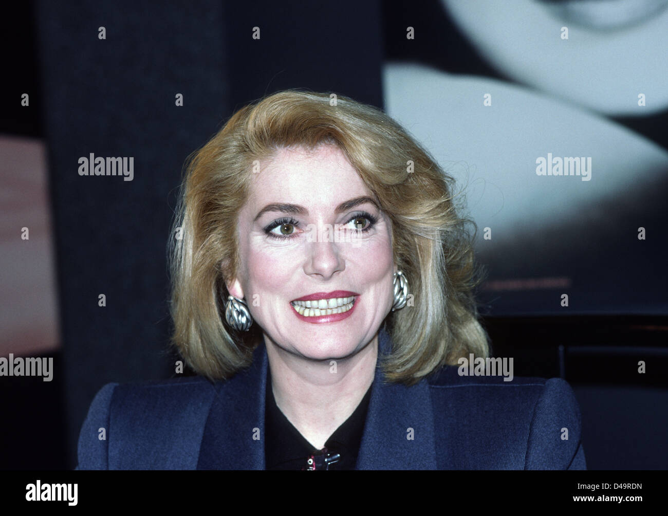 Catherine store deneuve perfume