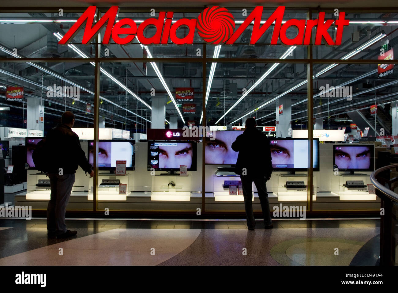 MediaMarkt (Saturn) – Display Daily