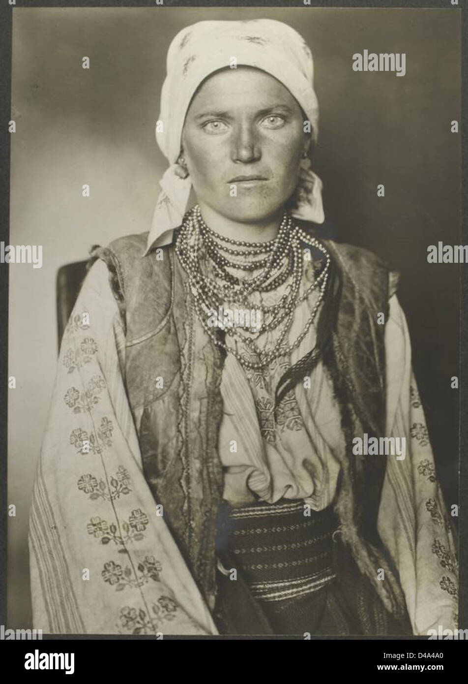 Old Ruthinian Ruthenian woman hi-res stock photography and images - Alamy
