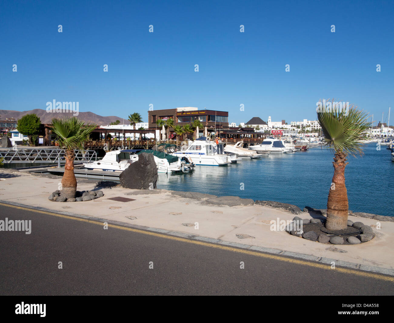 Lanis Snackbar And Restaurant Marina Rubicon Playa Blanca