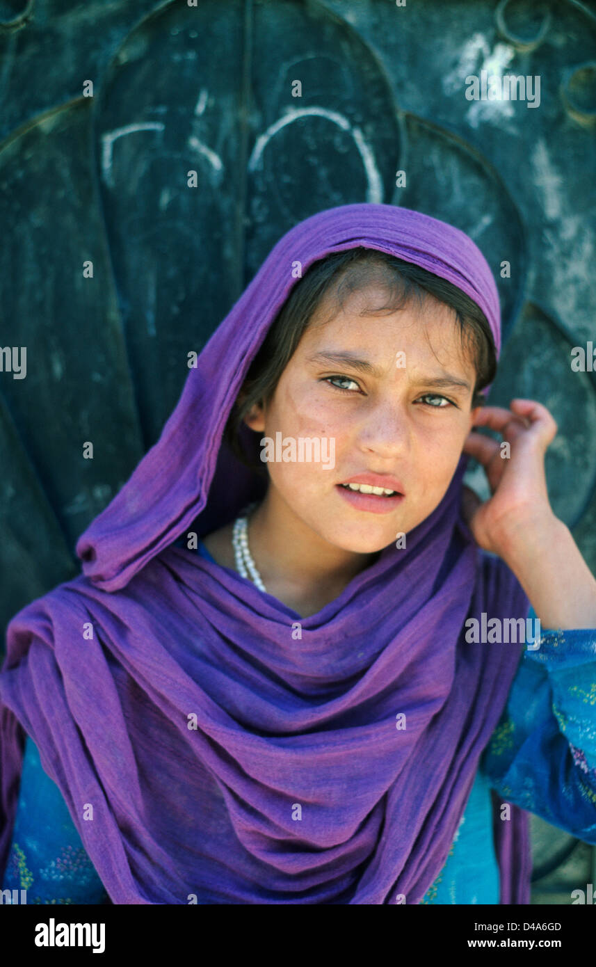 Pakistan gilgit young girl hi-res stock photography and images - Alamy