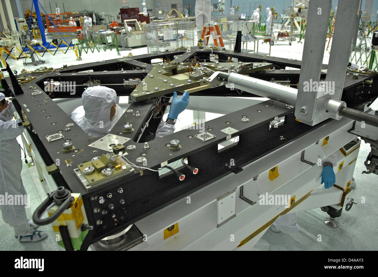 James webb telescope structure hi-res stock photography and images - Alamy