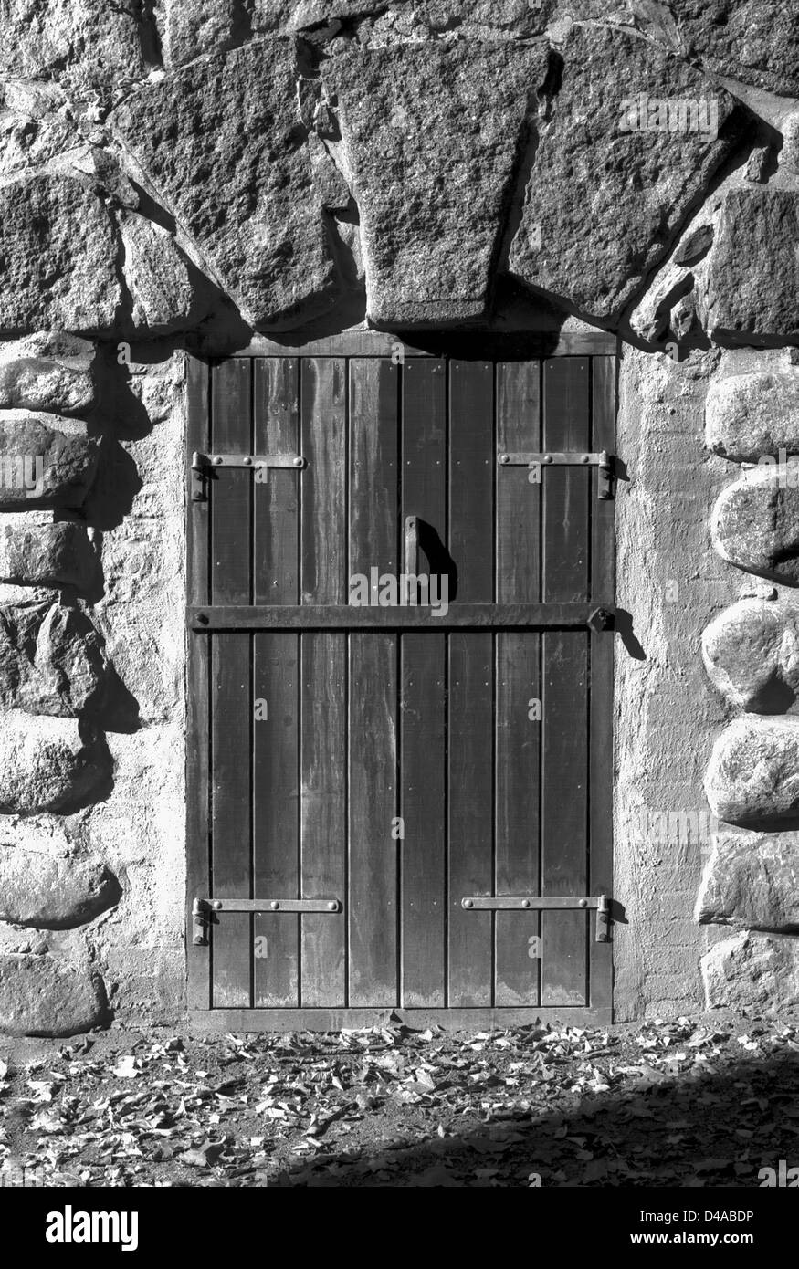 Old wooden door Black and White Stock Photos & Images - Alamy