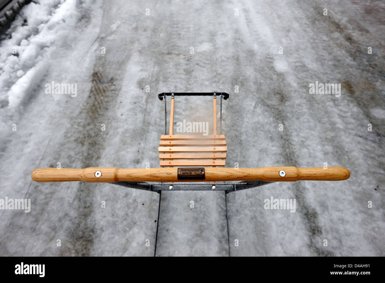 Kicksled hires stock photography and images Alamy