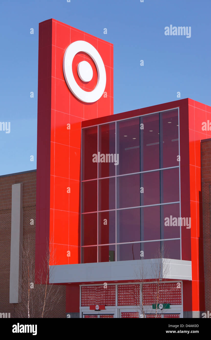 Super target store logo hi-res stock photography and images - Alamy