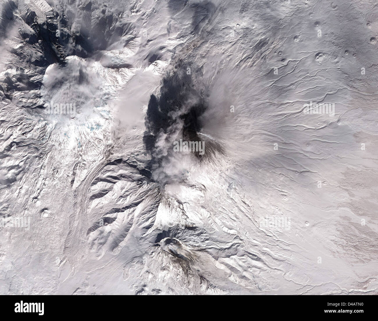 Activevolcano hi-res stock photography and images - Alamy