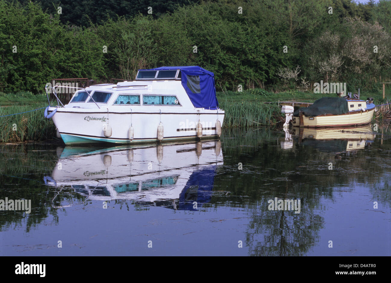 Boat heybridge hires stock photography and images Alamy