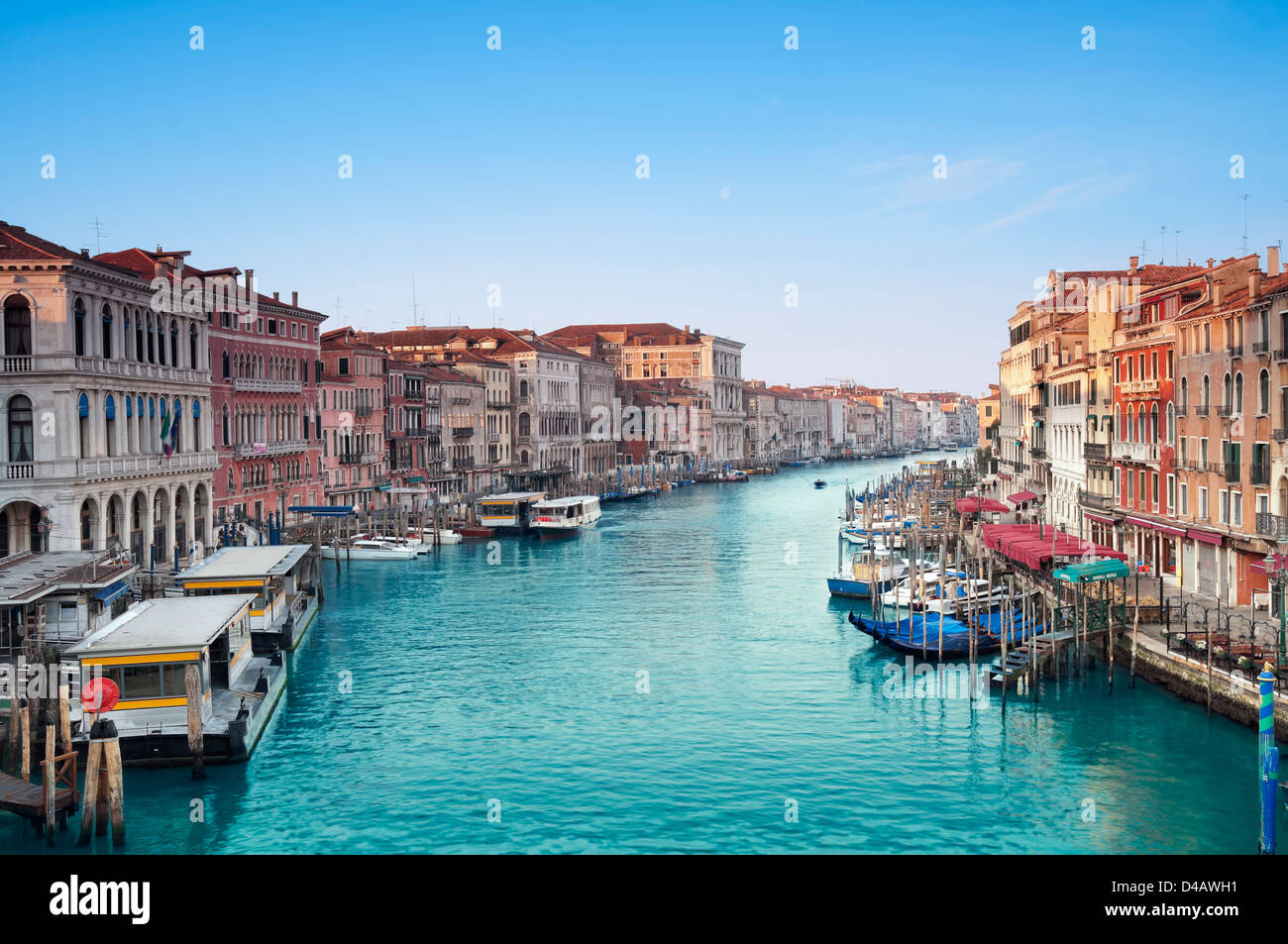 Grand cross canal hi-res stock photography and images - Alamy