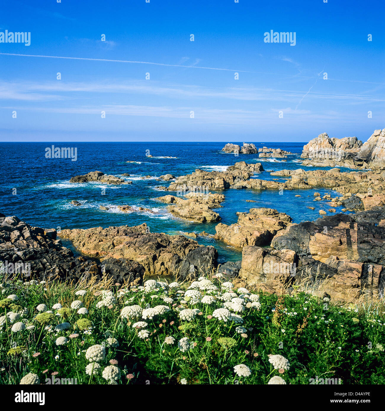 Rocky coast pointe du chateau hi-res stock photography and images - Alamy