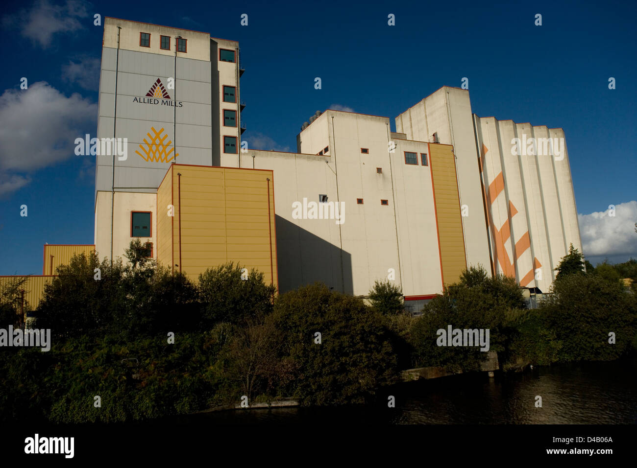 Mills building hires stock photography and images Alamy