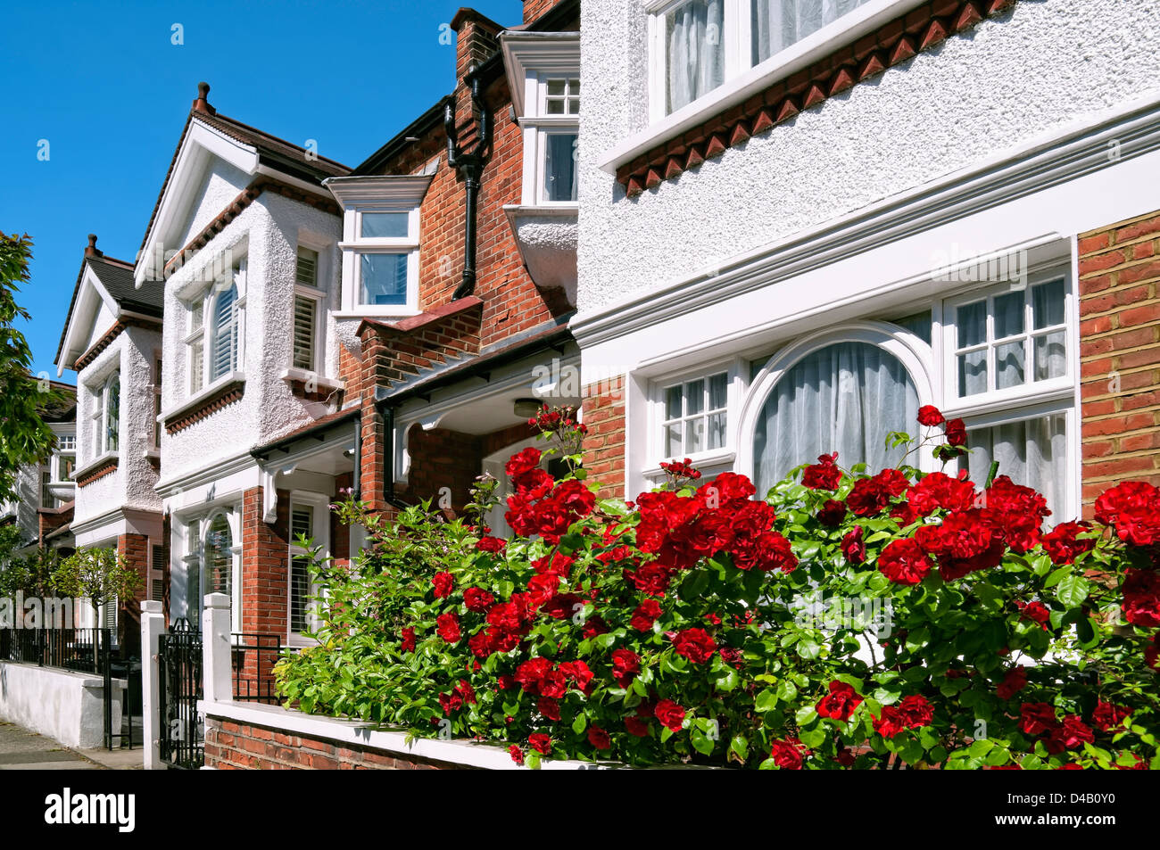 Terraced houses london uk hires stock photography and images Alamy