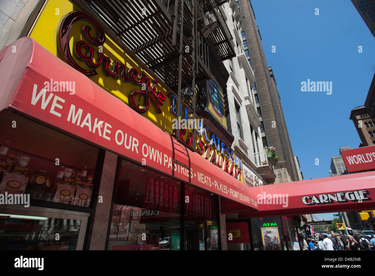 CARNEGIE DELICATESSEN RESTAURANT SEVENTH AVENUE MIDTOWN MANHATTAN NEW