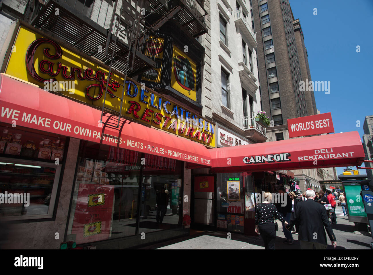 CARNEGIE DELICATESSEN RESTAURANT SEVENTH AVENUE MIDTOWN MANHATTAN NEW