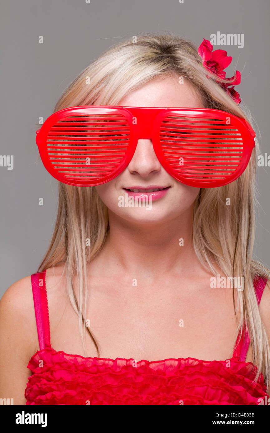 Big clown sales sunglasses