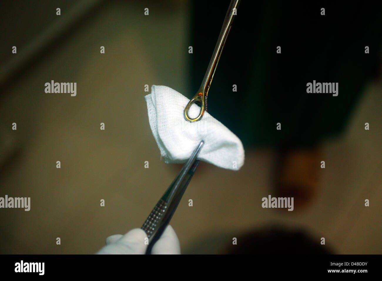 Antiseptic surgery hires stock photography and images Alamy