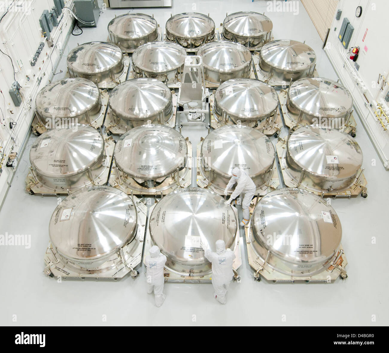 Yes, the James b Space Telescope Mirrors 'Can' Stock Photo Alamy