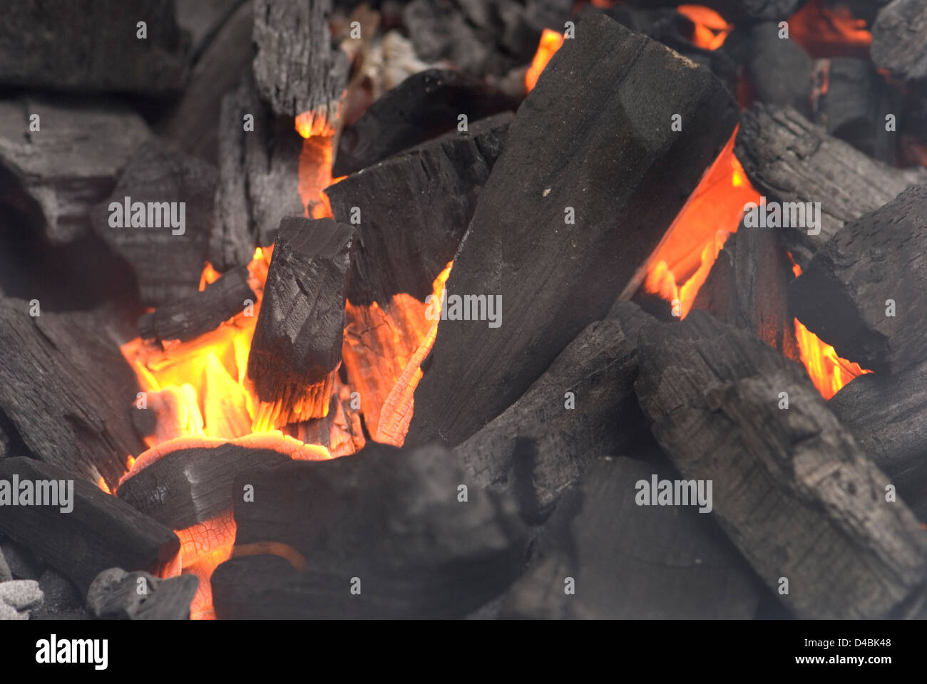 charcoal and heat Stock Photo Alamy