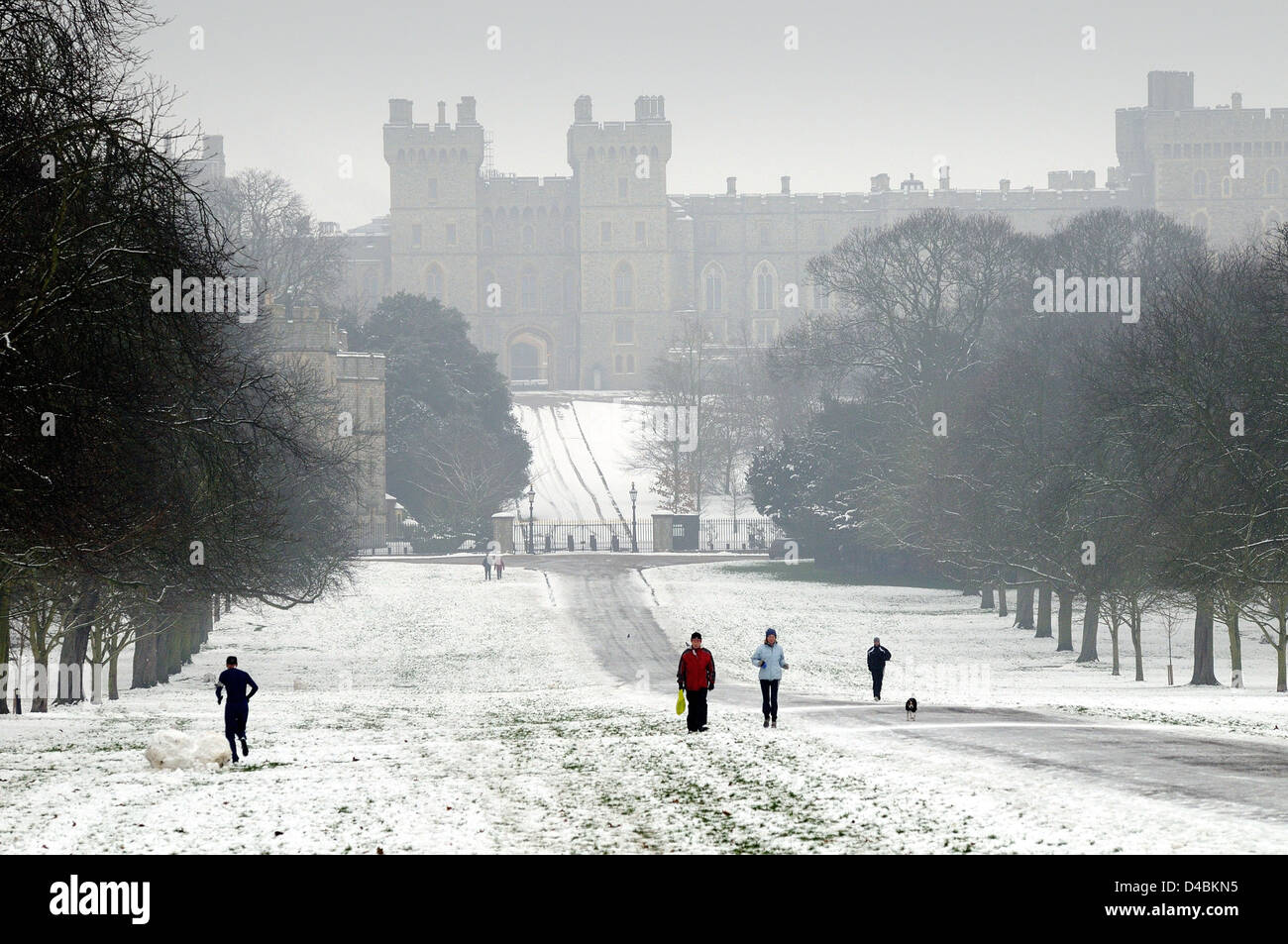 Windsor Castle and Long Walk in winter snow Stock Photo