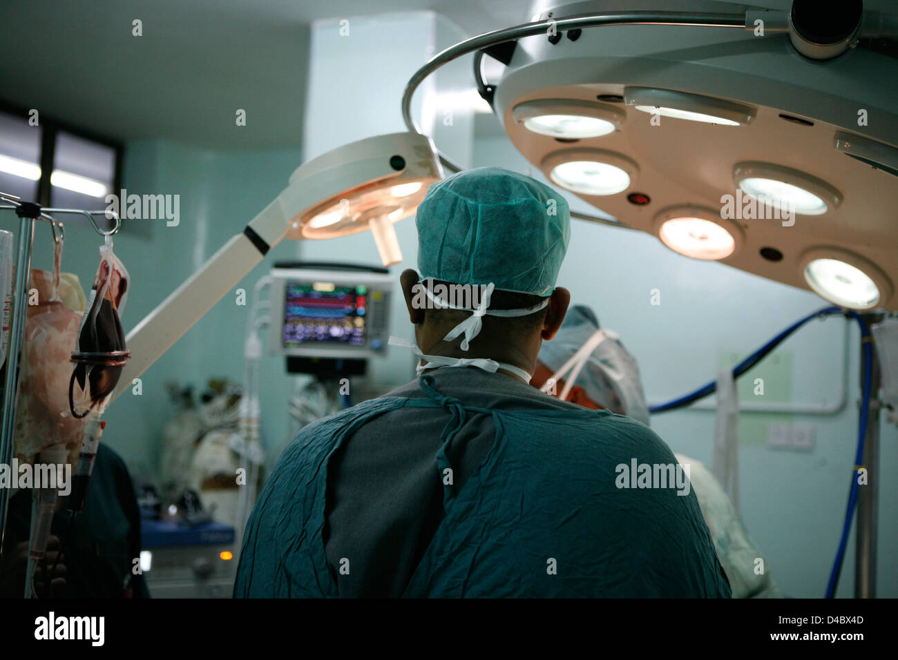 Endoscopic surgery hires stock photography and images Alamy