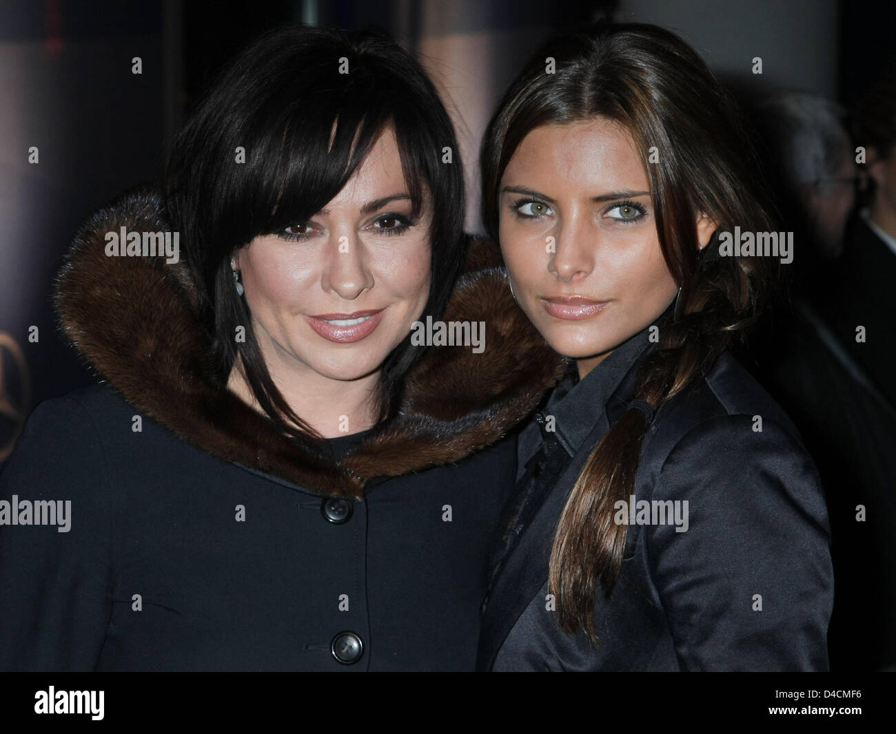 German actresses Simone Thomalla (L) and her daughter Sophia Thomalla arrive at the 'ARD' Blue Hour reception within the scope of the 58th Berlin International Film Festival in Berlin, Germany, 08 February 2008. Photo: Soeren Stache Stock Photo