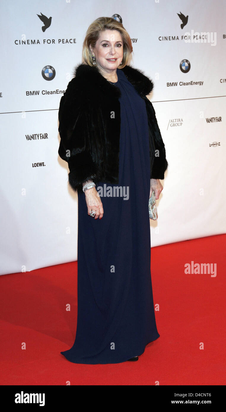 French actress Catherine Deneuve arrives for the charity gala 'Cinema for Peace' in Berlin, Germany, 11 February 2008. The annual charity event takes place in the course of the 58th Berlinale. Photo: Arno Burgi Stock Photo