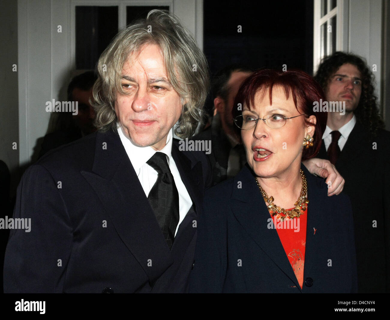German Minister for Development Heidemarie Wieczorek-Zeul (R) and Irish musician and activist Bob Geldof (L) pose for a photo at the charity gala 'Cinema for Peace' in Berlin, Germany, 11 February 2008. The annual charity event takes place in the course of the 58th Berlinale. Photo: Soeren Stache Stock Photo