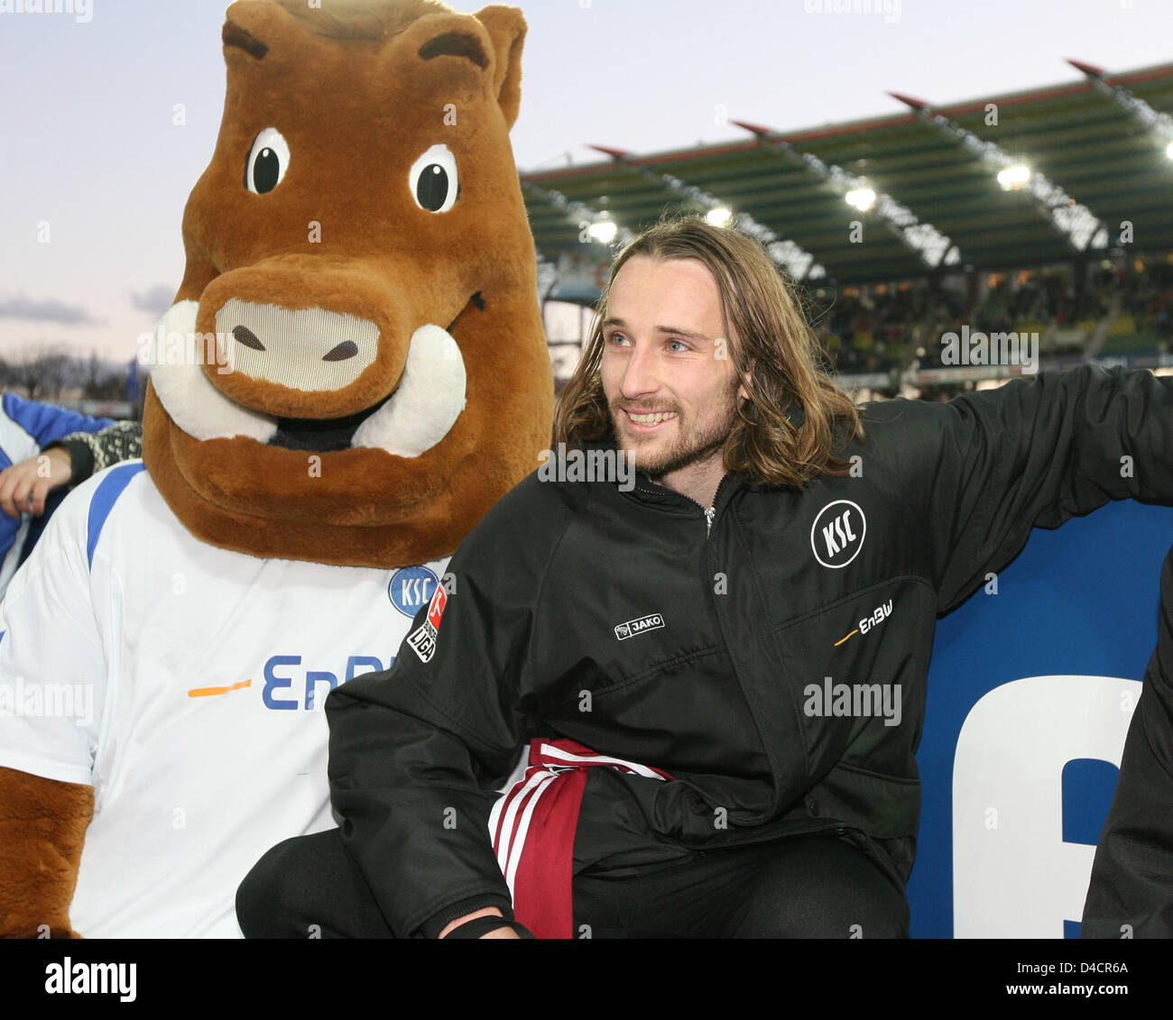 Karlsruher SC Badewilli - Willi Wildpark Schwimmring Für Echte KSC-Fans