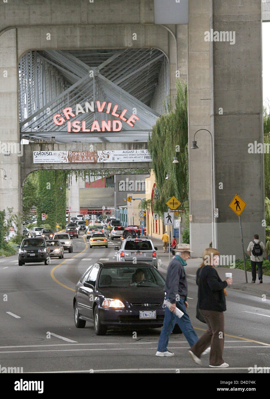 (dpa file) The picture shows the road to Granville Island in Vancouver ...