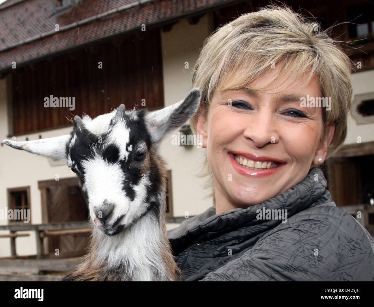 dr. med. vet. claudia jung tierärztin