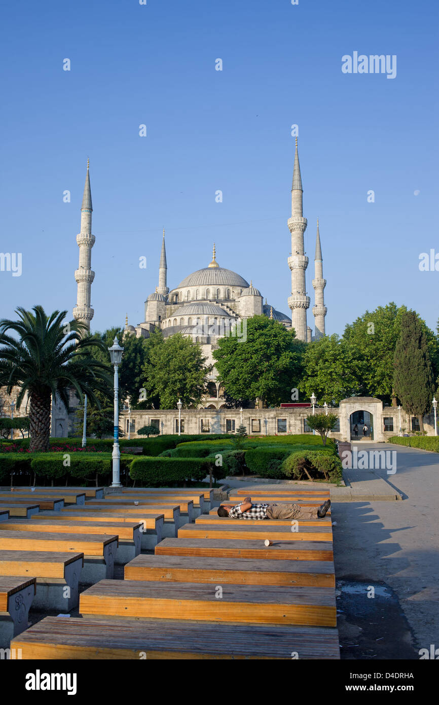 Sultan Ahmet Mosque tranquil scenery also known as the Blue Mosque in ...
